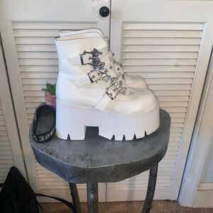 Demonia ASHES-55 white platform ankle boots featuring silver bat buckles 8.5